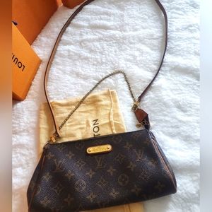 REAL Louis Vuitton Crossbody Bag!